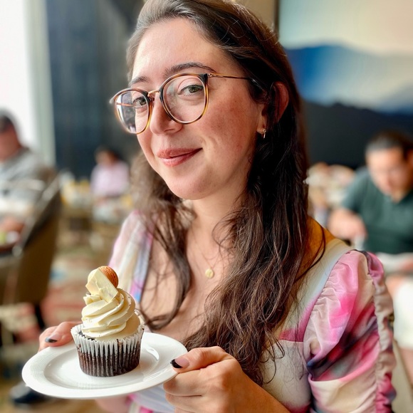 Meet your Posher, Victoria - Picture 4 of 5